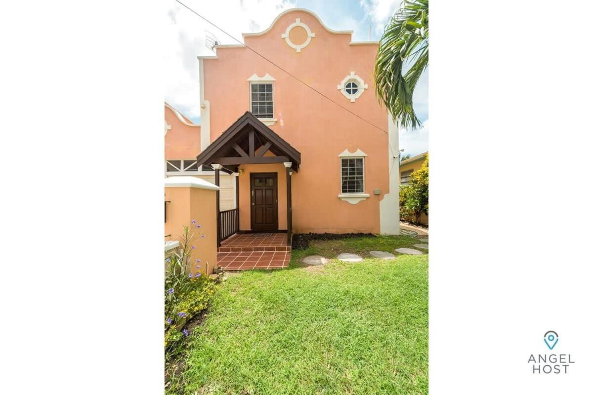 2-Story Townhome With Private Pool, Ideal For Group! Christ Church Exterior foto