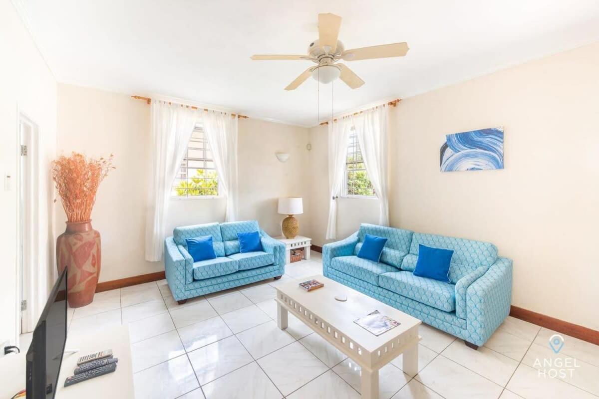 2-Story Townhome With Private Pool, Ideal For Group! Christ Church Exterior foto