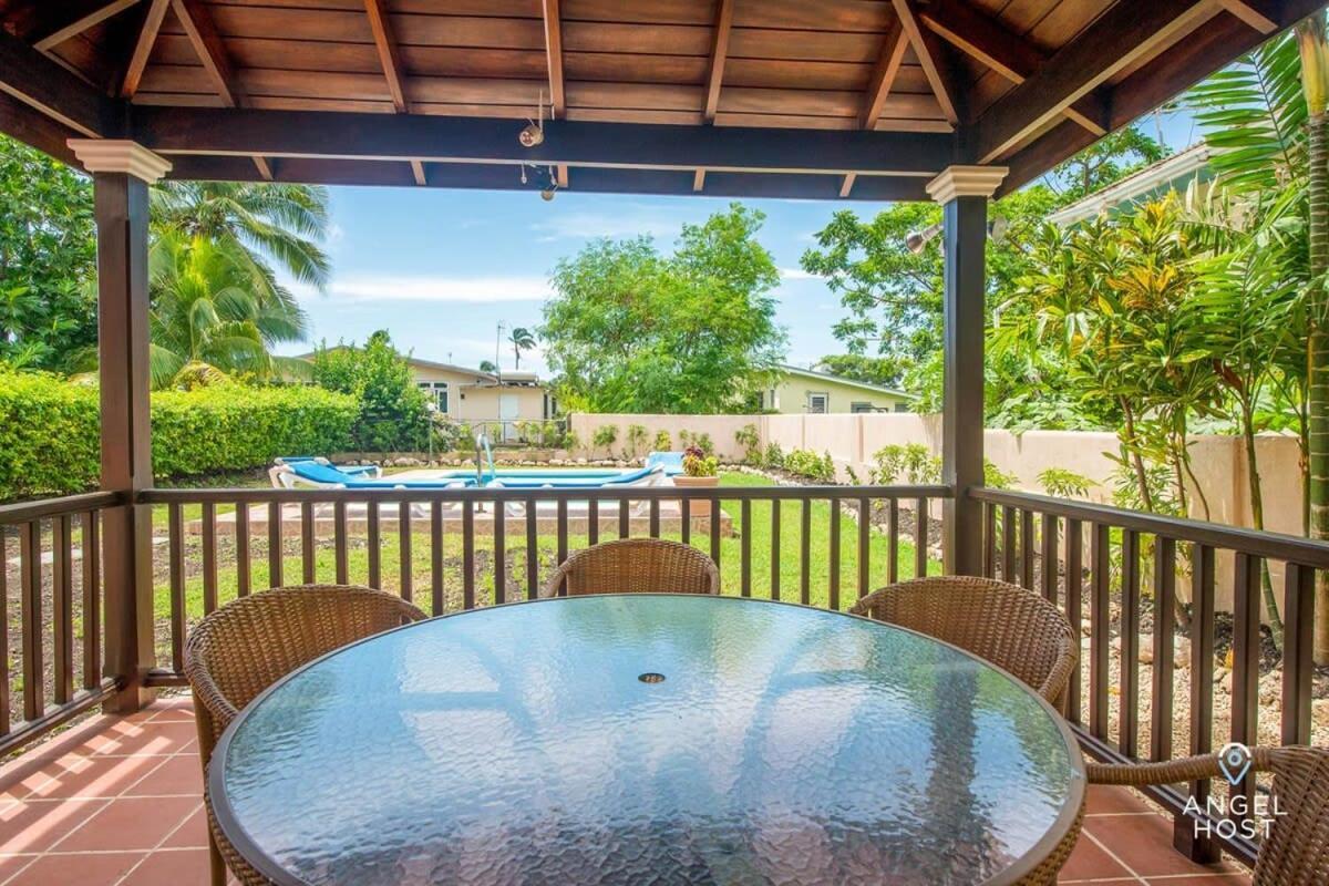 2-Story Townhome With Private Pool, Ideal For Group! Christ Church Exterior foto